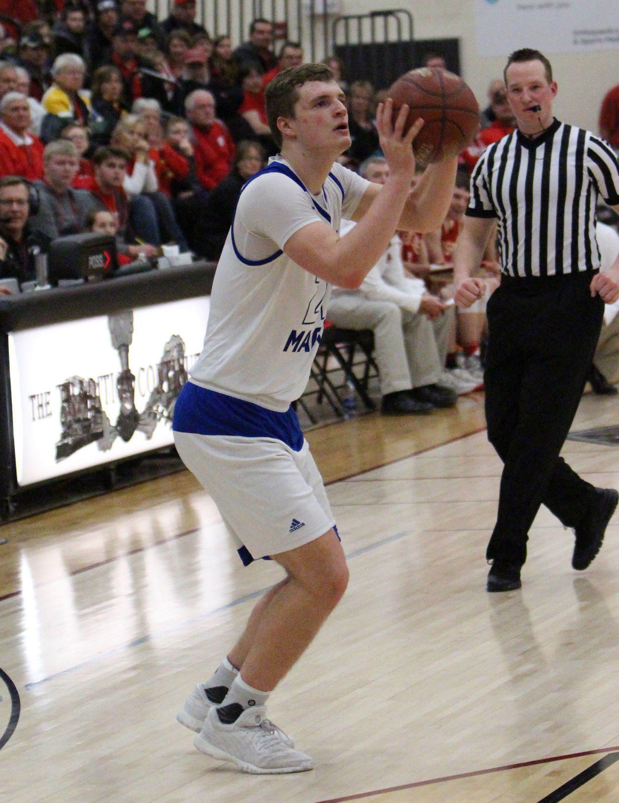 McDonell boys basketball vs South Shore at Spooner 3-10-18